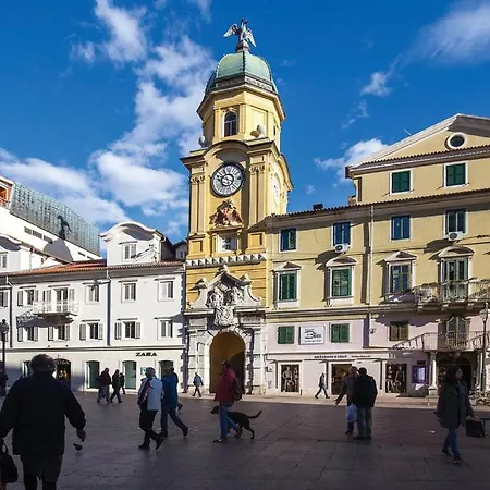 Sunny In Apartment Rijeka
